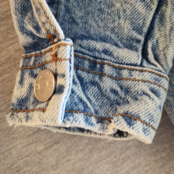 Zara Kids' Blue Denim Distressed Jean Jacket Size 3 - 4 years - Picture 8 of 14